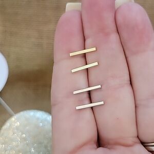 🔥LAST PAIR🔥 MINIMALIST BAR STUD EARRINGS